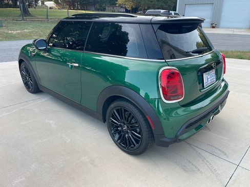 Used 2024 MINI Cooper S FWD image 6