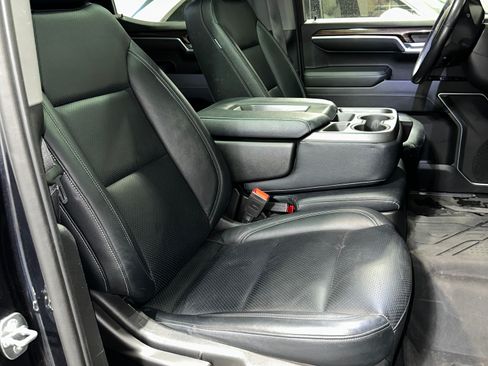 Used 2022 Chevrolet Silverado 1500 LT image 17