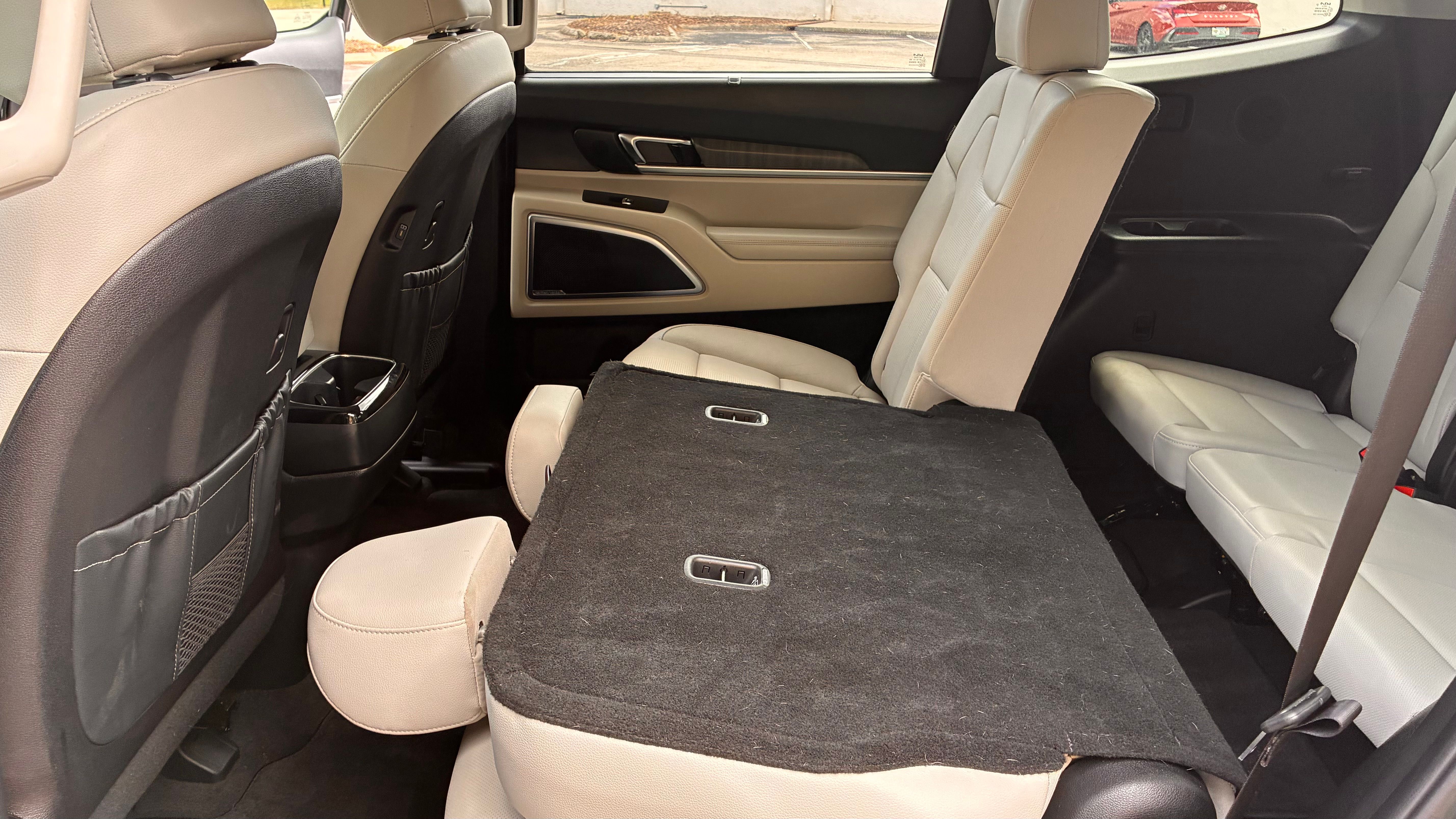 Used 2025 Kia Telluride SX FWD image 12