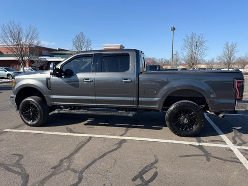 Used 2018 Ford F250 XLT w/ XLT Premium Package image 17