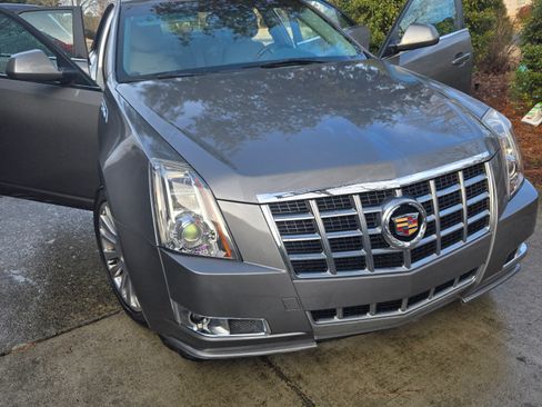 Used 2013 Cadillac CTS Premium image 6