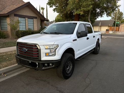 Used 2015 Ford F150 XL w/ Equipment Group 101A Mid AWD/4WD image 1