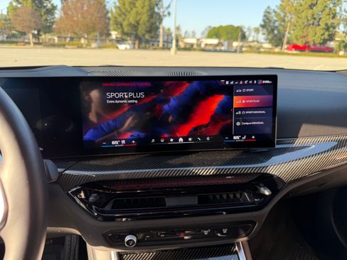 Used 2025 BMW M340i xDrive M340i xDrive Sedan 4D w/ Premium Package image 17