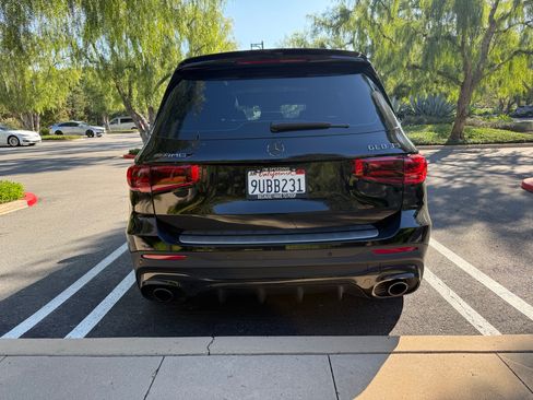 Used 2025 Mercedes-Benz GLB 35 AMG 4MATIC image 14