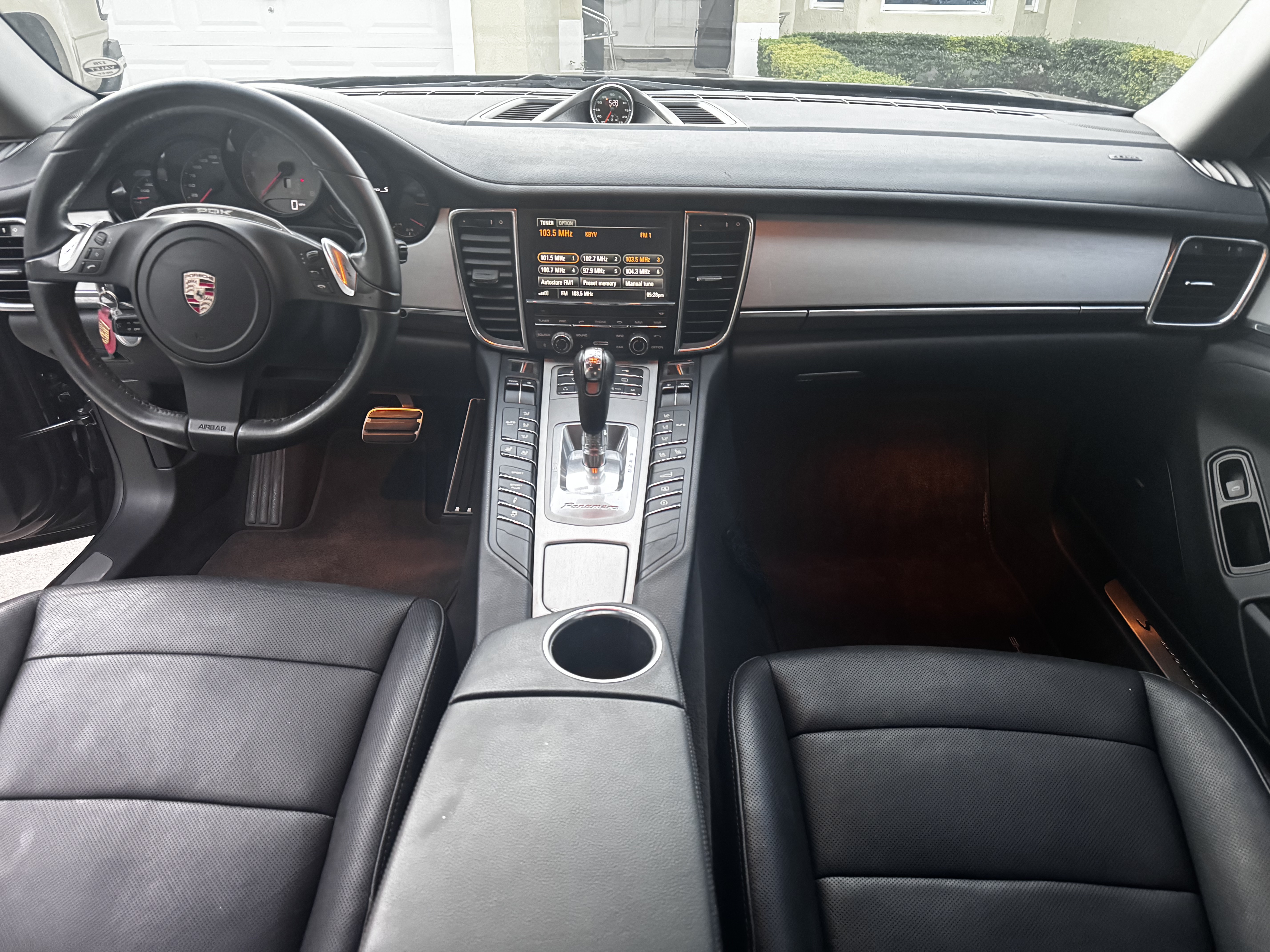 Used 2011 Porsche Panamera S RWD image 6