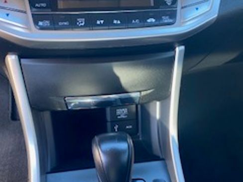 Used 2013 Honda Accord EX-L image 10