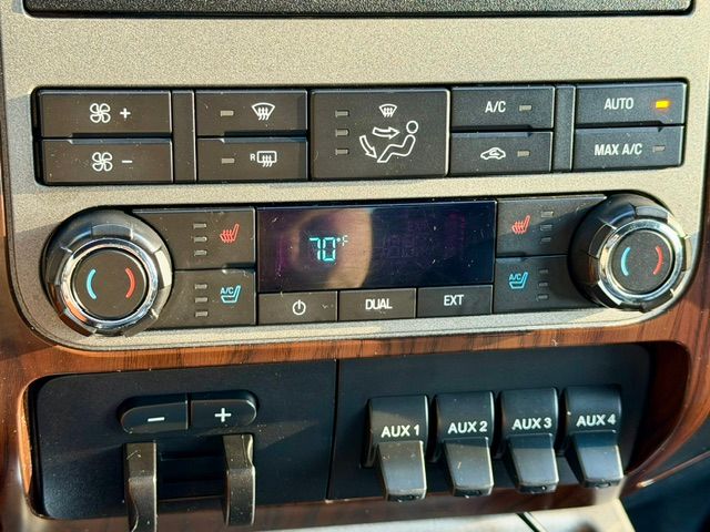 Used 2011 Ford F250 Lariat w/ Lariat Interior Pkg AWD/4WD image 17