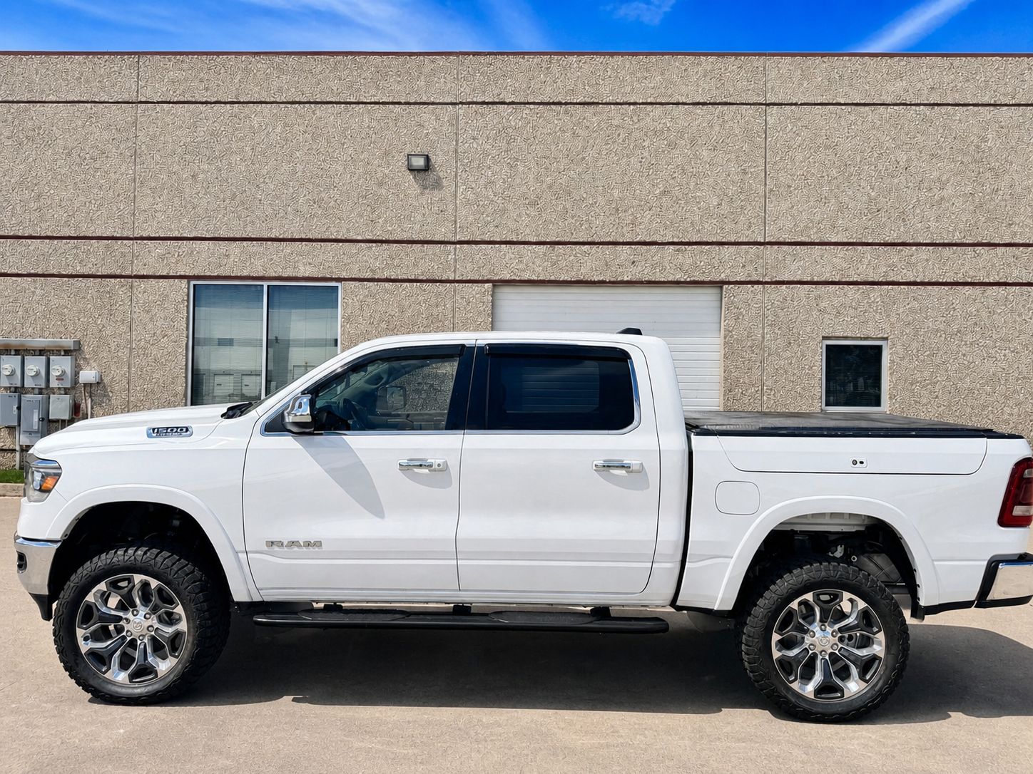 Used 2020 RAM 1500 Laramie RWD image 8