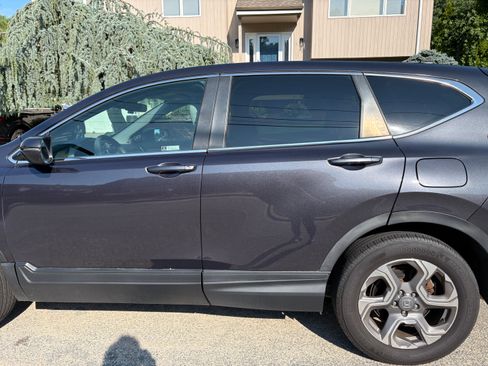 Used 2018 Honda CR-V EX image 9