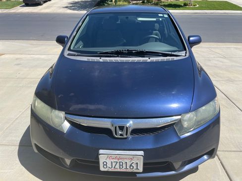 Used 2009 Honda Civic LX image 2