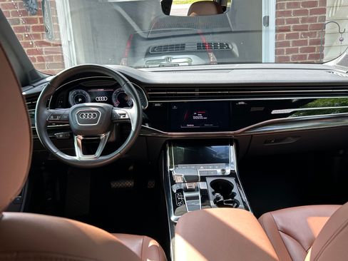Used 2024 Audi Q7 2.0T Premium Plus AWD/4WD image 8