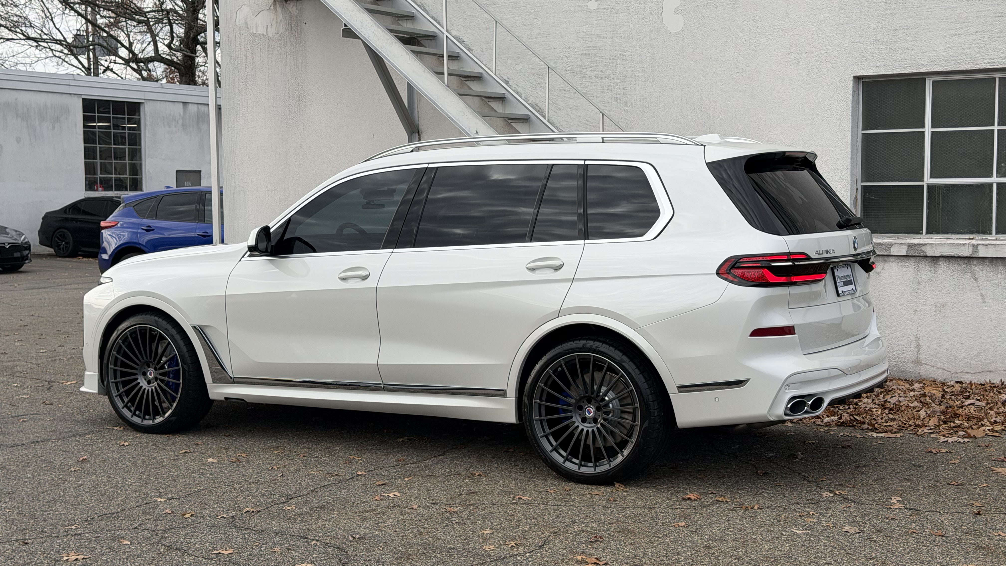 Used 2026 BMW ALPINA XB7 AWD/4WD image 1