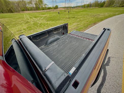 Used 2014 Chevrolet Silverado 1500 W/T AWD/4WD image 19
