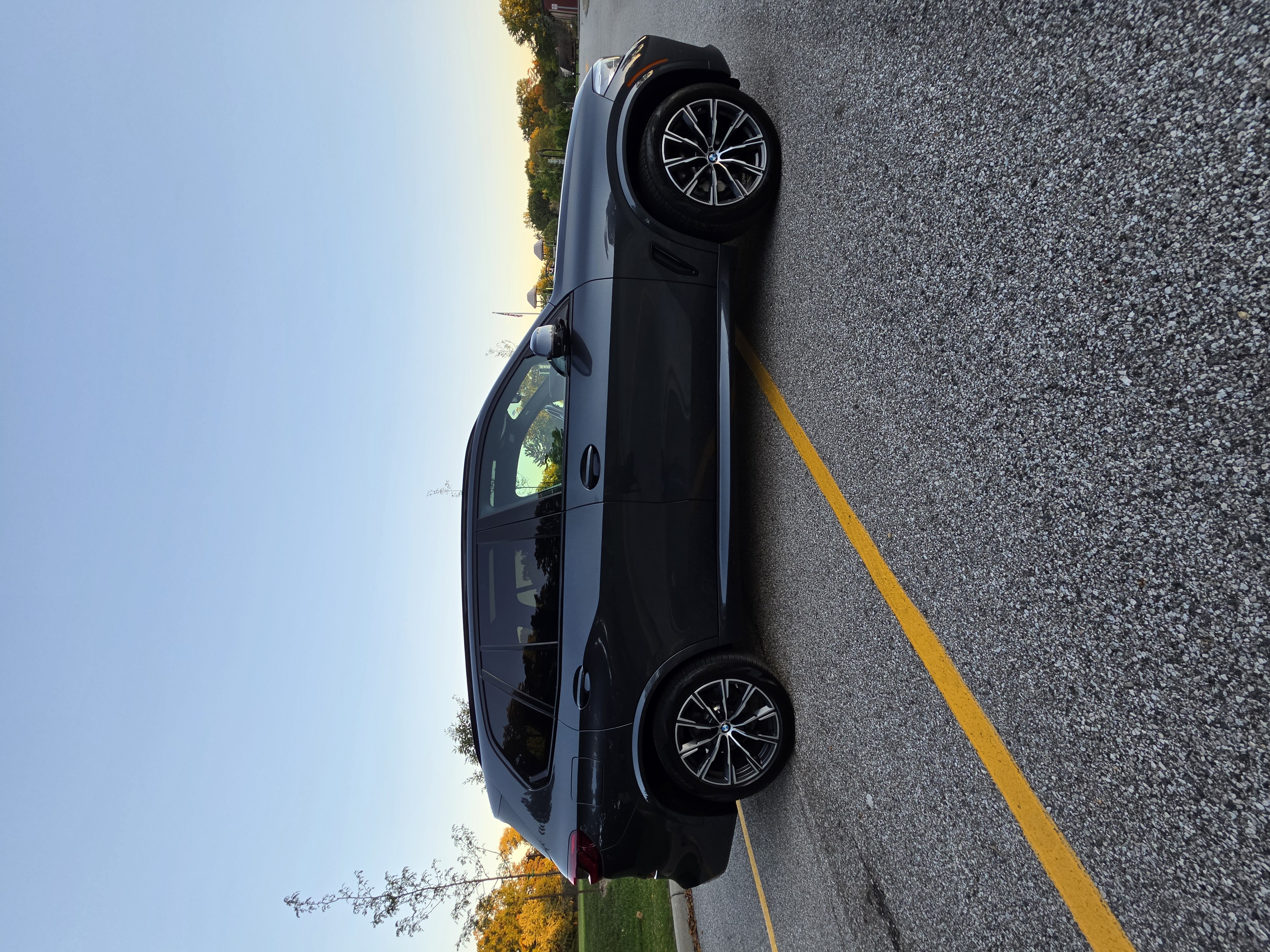 Used 2019 BMW X5 xDrive40i w/ M Sport Package AWD/4WD image 8