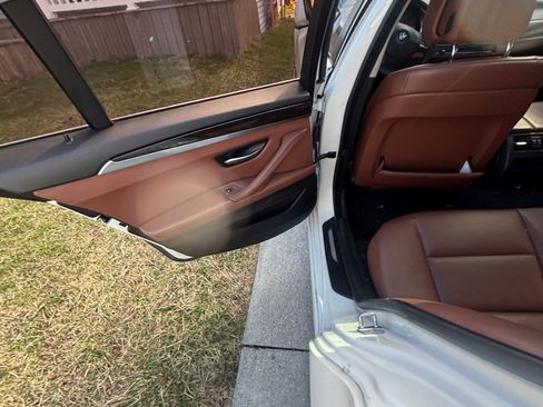 Used 2012 BMW 528i xDrive Sedan image 5