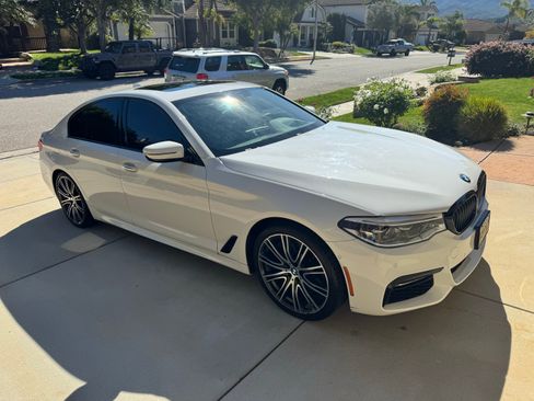 Used 2017 BMW 540i 540i Sedan 4D image 4