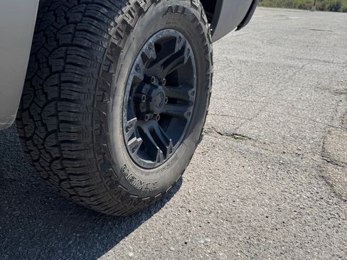 Used 2000 GMC Sierra 1500 4x4 Extended Cab image 12