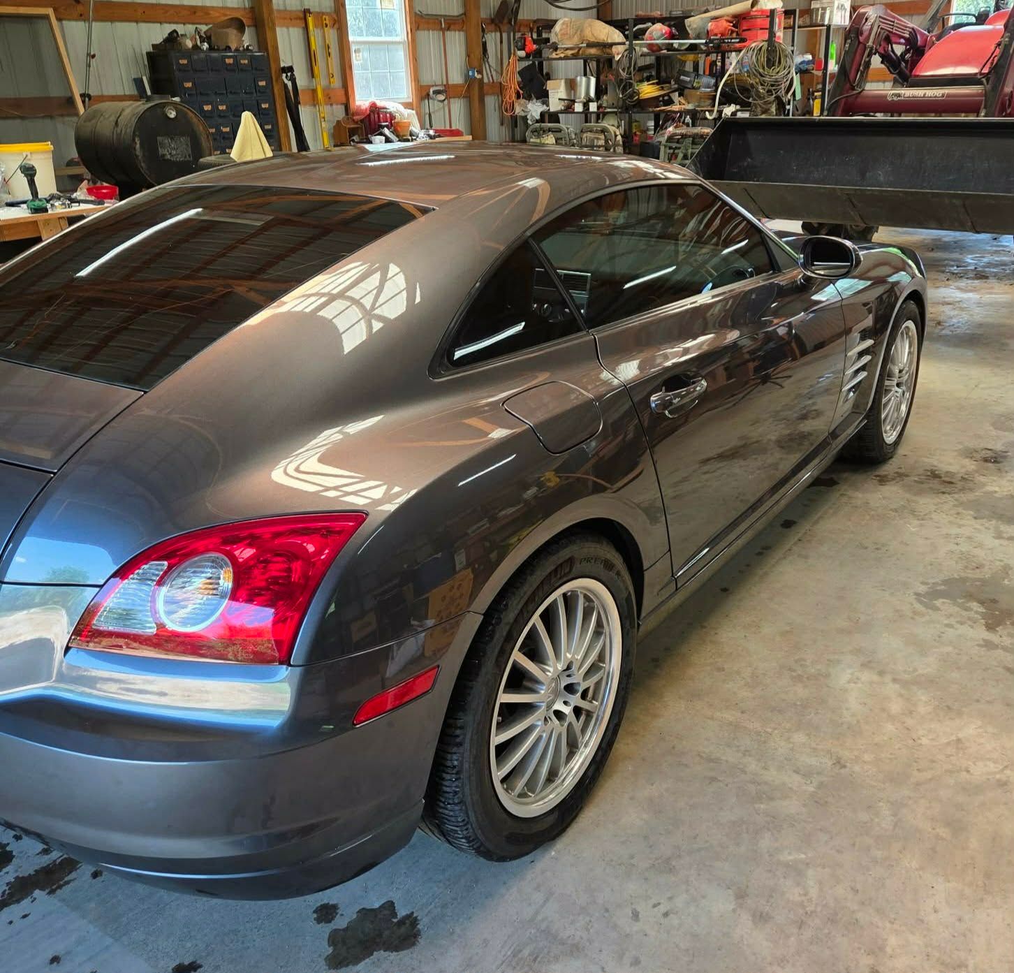 Used 2004 Chrysler Crossfire Coupe RWD image 4