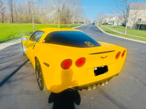 Used 2005 Chevrolet Corvette Coupe w/ Preferred Equipment Group image 6