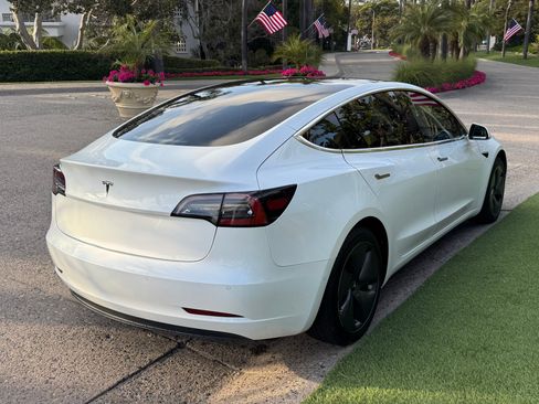 Used 2019 Tesla Model 3 Standard Range Plus RWD image 6