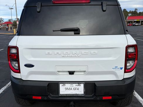 Used 2021 Ford Bronco Sport Badlands image 2