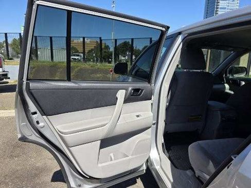 Used 2013 Toyota Highlander 4WD image 11