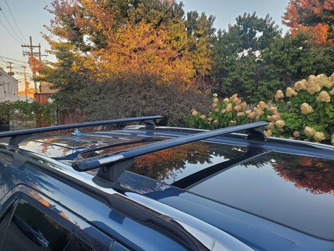 Used 2018 Ford Explorer Limited image 28