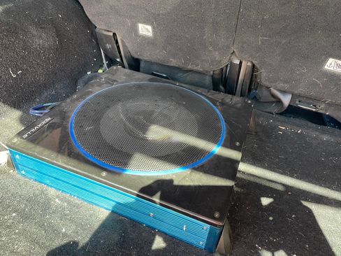 Used 2017 Jeep Wrangler Unlimited Sport w/ Connectivity Group image 5