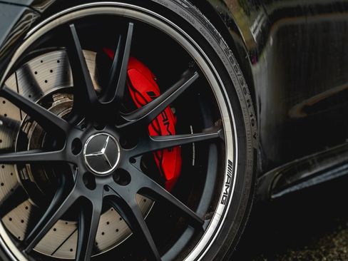 Used 2021 Mercedes-Benz C 63 AMG S image 4