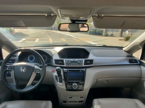 Used 2015 Honda Odyssey EX-L image 24