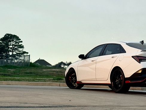 Used 2026 Hyundai Elantra N w/ Cargo Package image 5