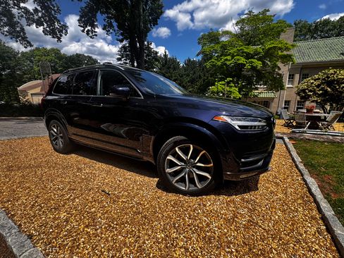 Used 2017 Volvo XC90 T6 Momentum w/ Vision Package AWD/4WD image 6