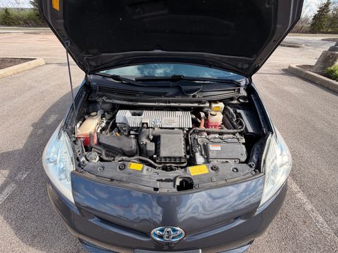 Used 2013 Toyota Prius Three image 28