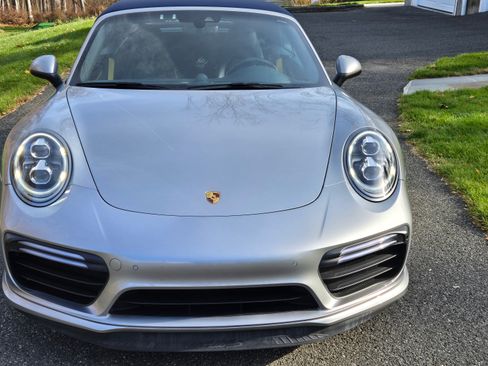 Used 2019 Porsche 911 Turbo S image 10