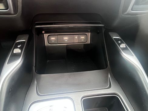 Used 2023 Kia Sorento EX image 13