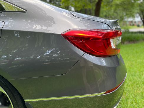Used 2020 Honda Accord Touring image 15