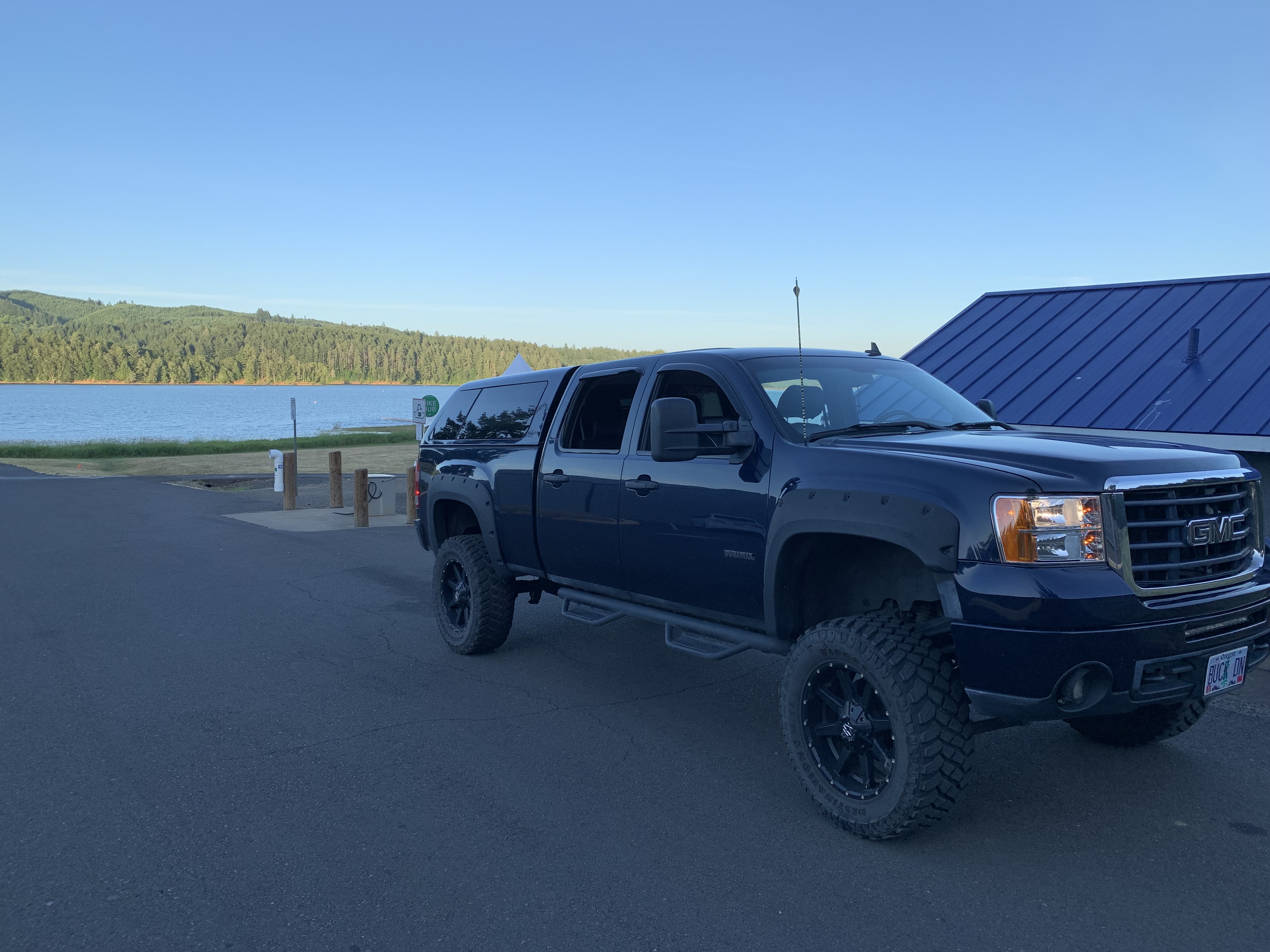 Used 2010 GMC Sierra 2500 SLE AWD/4WD image 4
