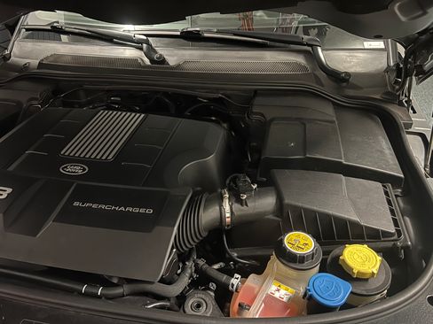 Used 2013 Land Rover Range Rover Sport Supercharged AWD/4WD image 12