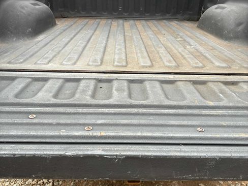 Used 2005 Dodge Ram 1500 Truck ST w/ ST Value Group image 11