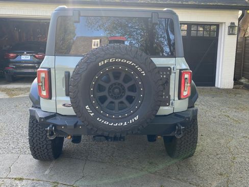 Used 2022 Ford Bronco Badlands AWD/4WD image 4