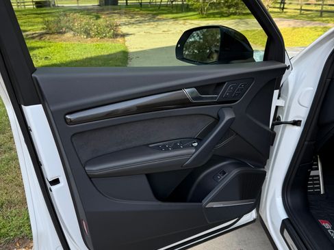 Used 2023 Audi SQ5 Premium Plus image 16