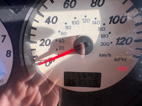 Used 2004 Mitsubishi Lancer LS FWD image 2
