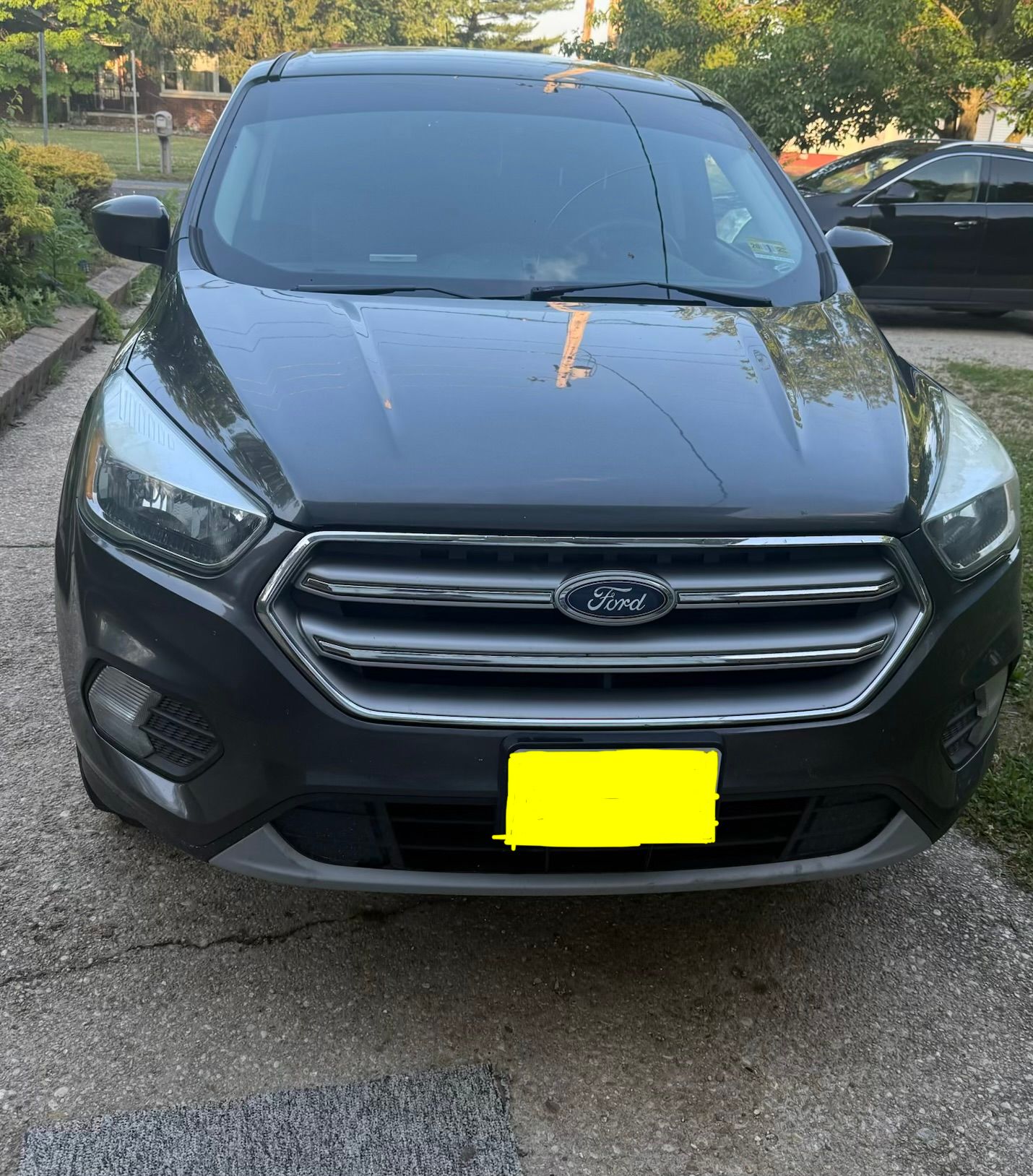 Used 2017 Ford Escape SE AWD/4WD image 1
