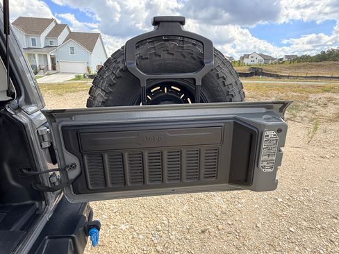 Used 2022 Jeep Wrangler Unlimited Rubicon 4xe w/ Cold Weather Group image 26