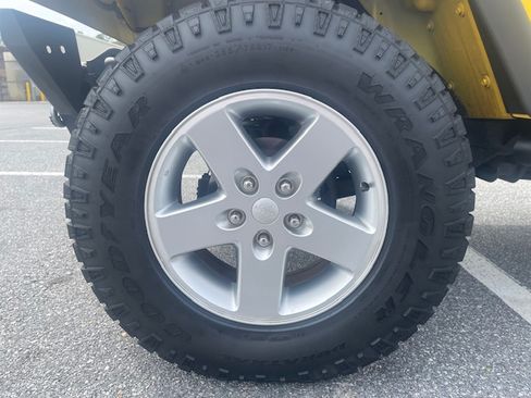 Used 2006 Jeep Wrangler X w/ Tire & Wheel Group (Ecco) image 24