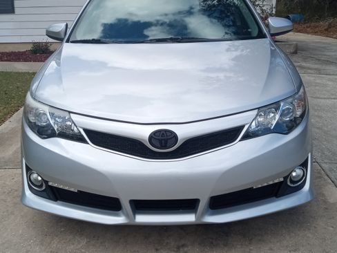 Used 2014 Toyota Camry SE image 4