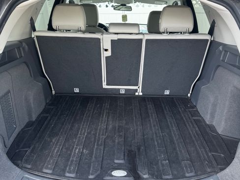 Used 2016 Land Rover Discovery Sport SE AWD/4WD image 19