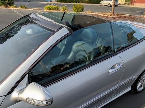 Used 2005 Mercedes-Benz CLK 500 Cabriolet image 25