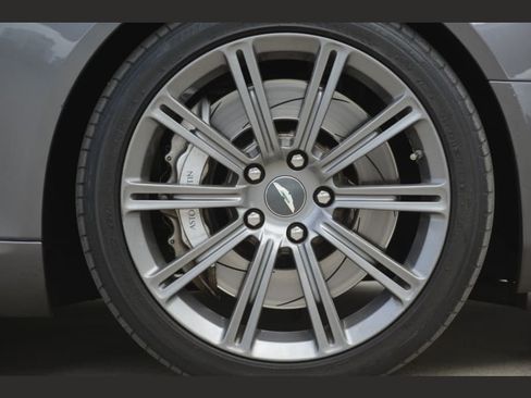 Used 2012 Aston Martin Rapide image 10