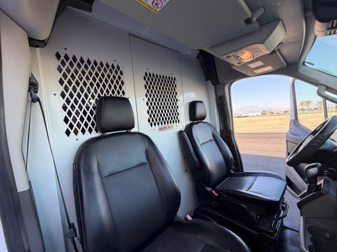 Used 2020 Ford Transit 250 Medium Roof w/ Load Area Protection Package RWD image 10